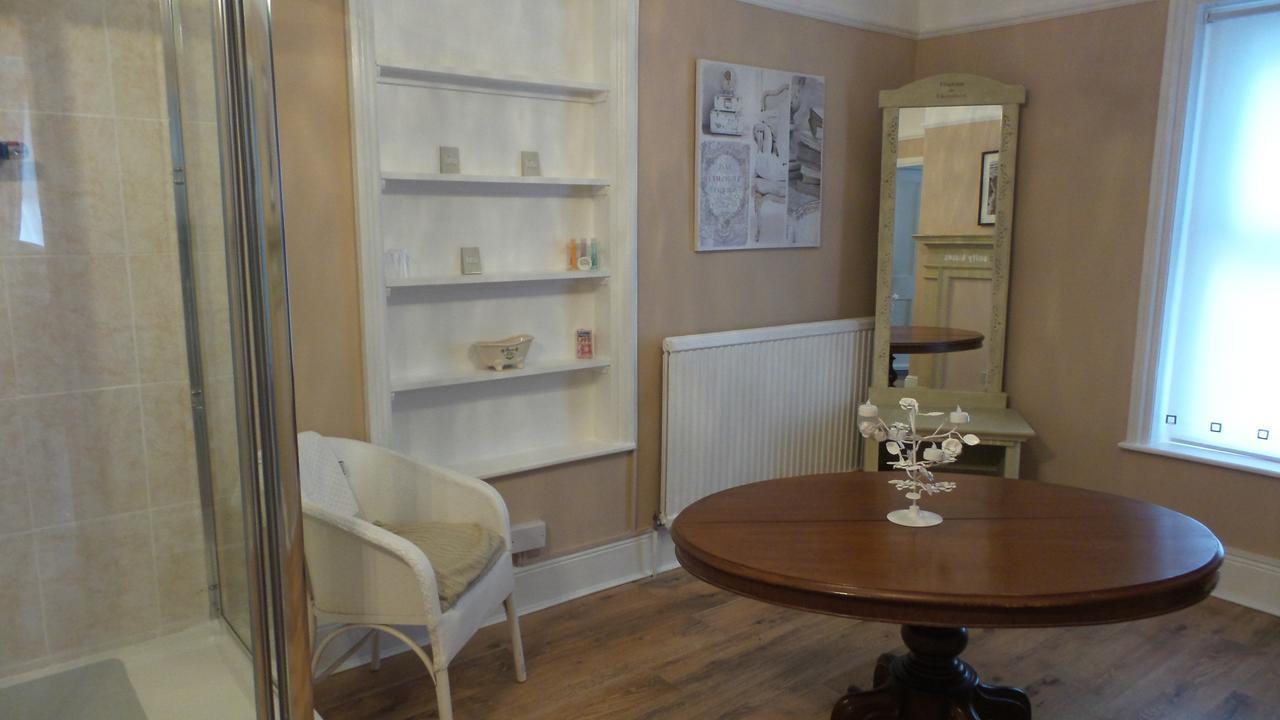 Bed and Breakfast Hooray Henrys Sheringham Exteriér fotografie